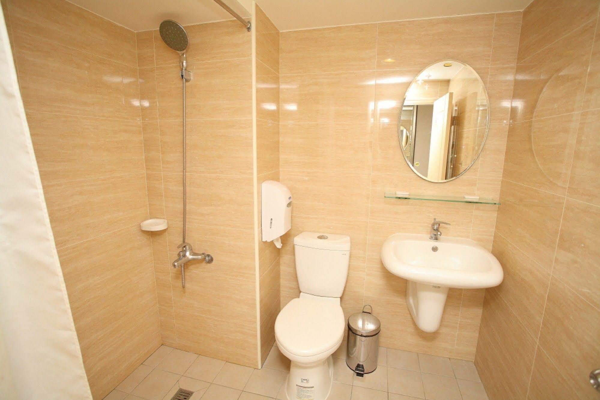 Fish Hotel Cao Hùng Ngoại thất bức ảnh