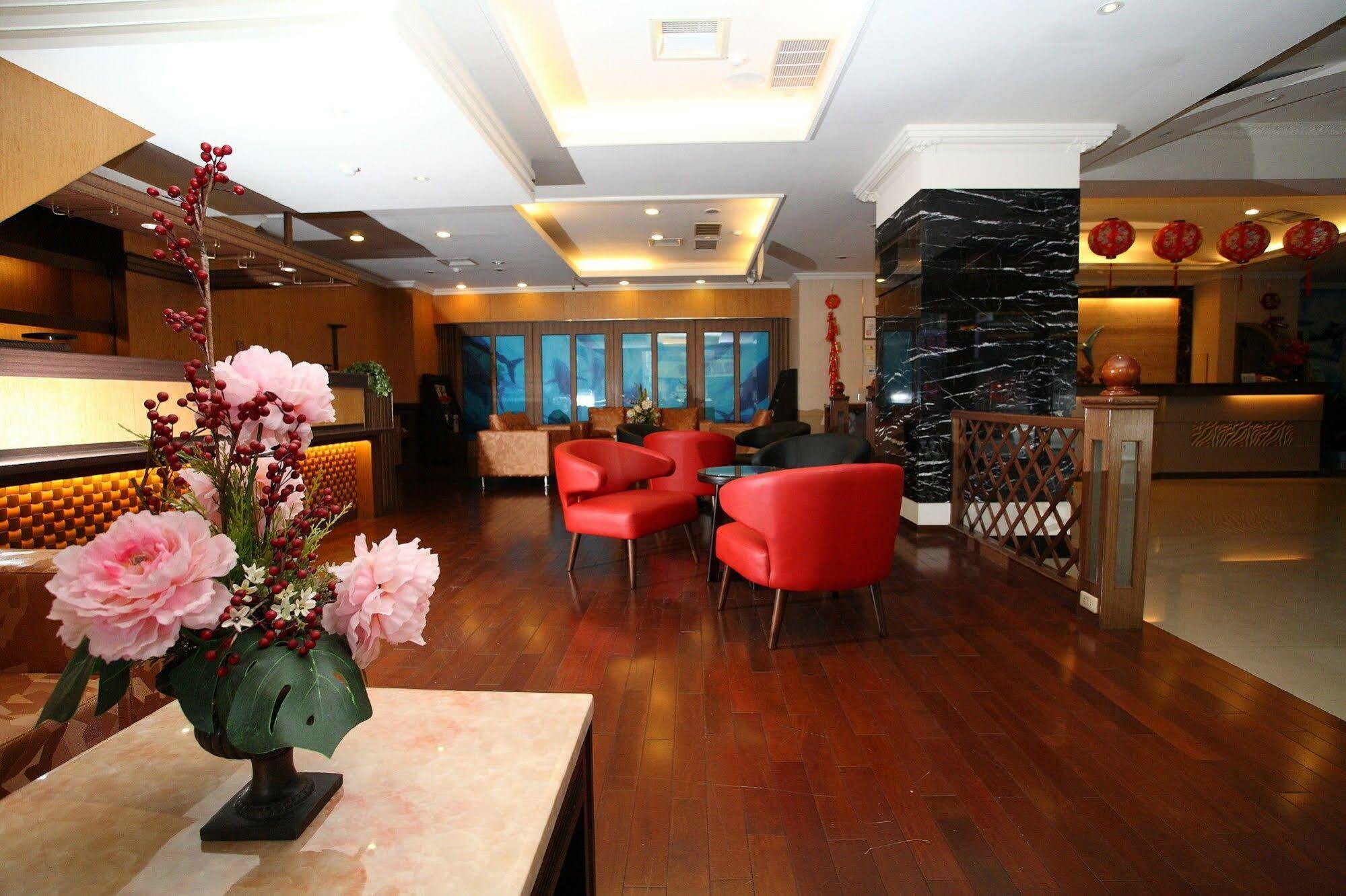 Fish Hotel Cao Hùng Ngoại thất bức ảnh